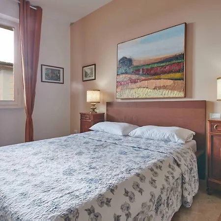 Florence&us San Frediano Guest house *