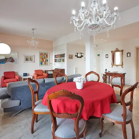 Guest house Florence&us San Frediano Florence
